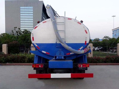 東風天錦12方吸糞車 環衛作業的高效能手